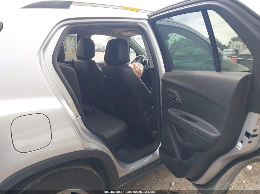 2019 CHEVROLET TRAX auction photo 8