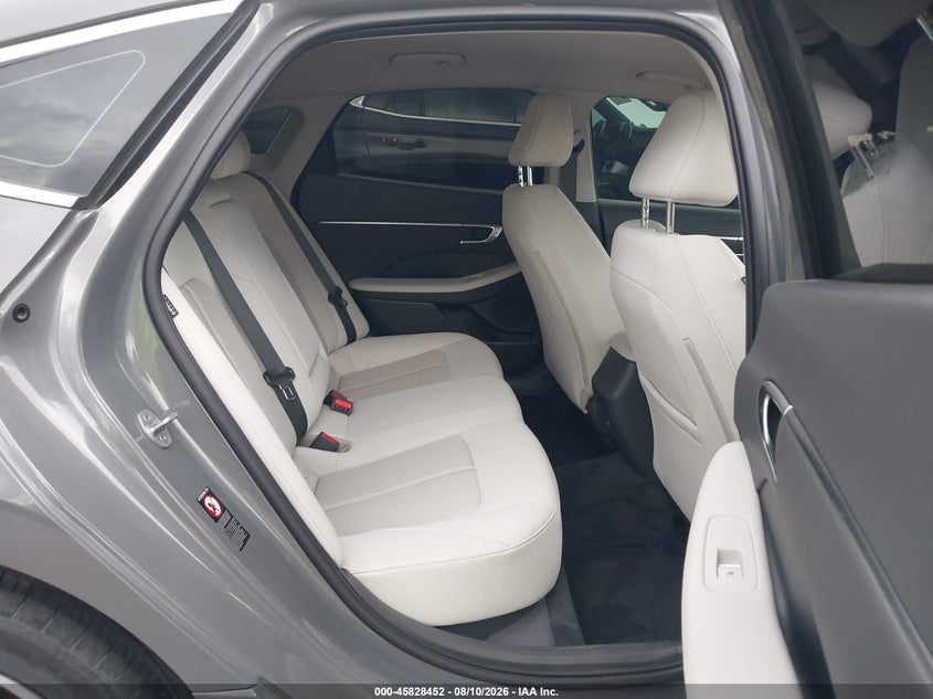 2023 HYUNDAI SONATA auction photo 8