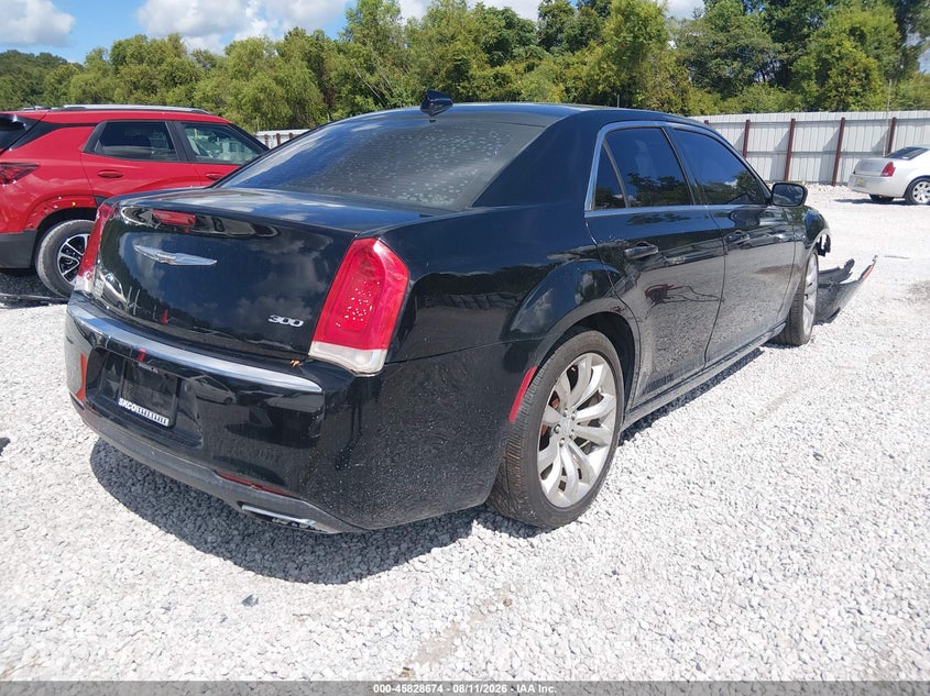 2017 CHRYSLER 300 auction photo 4