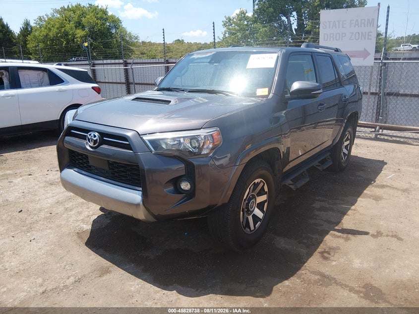 2021 Toyota 4Runner Trd Off Road Premium, Undercarriage, IAAI, VIN JTERU5JR0M5968724 — photo 2