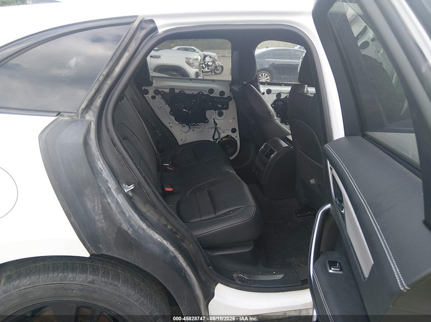 2024 JAGUAR F-PACE auction photo 8