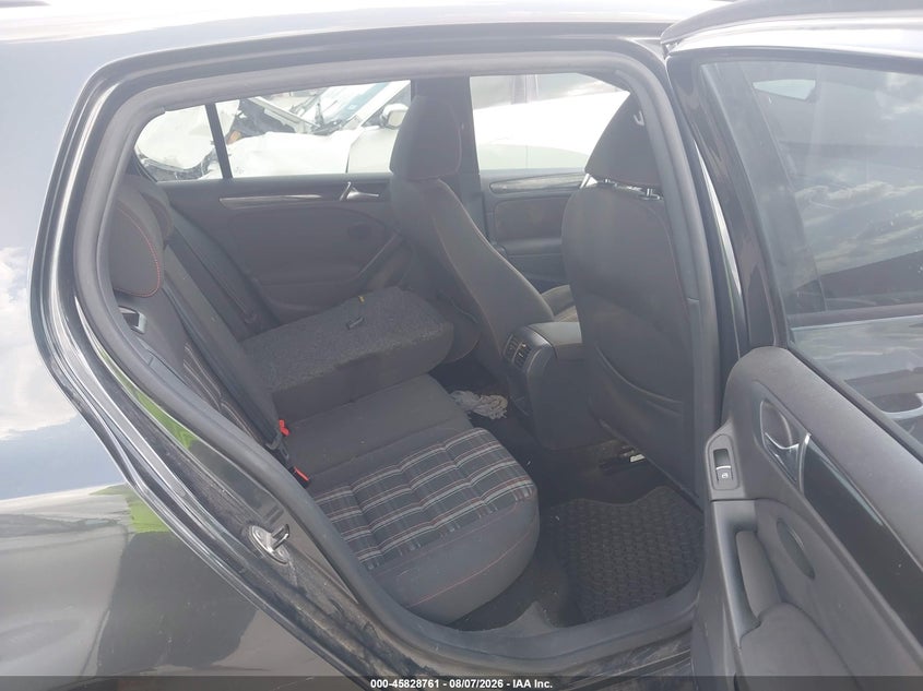2013 VOLKSWAGEN GTI auction photo 8