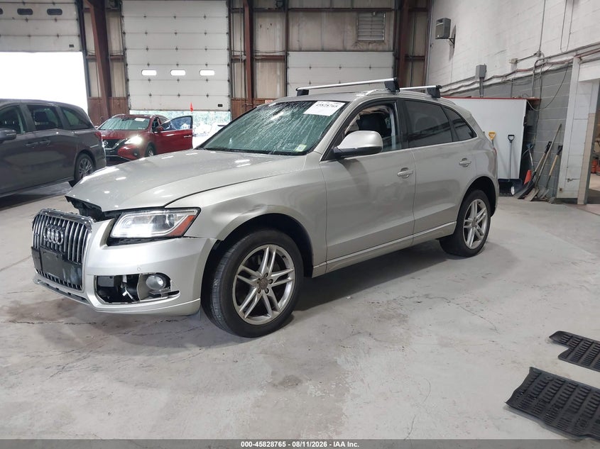 2014 Audi Q5, Right Front, IAAI, VIN WA1CMAFP6EA109523 — photo 2