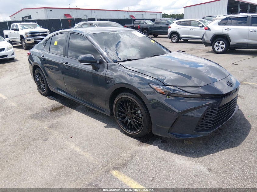 TOYOTA CAMRY - zdjęcie 1
