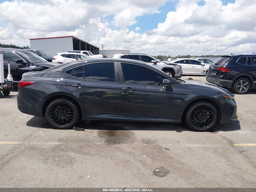 TOYOTA CAMRY - zdjęcie 14