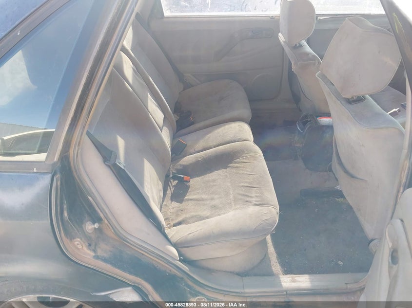 1997 VOLKSWAGEN PASSAT auction photo 8