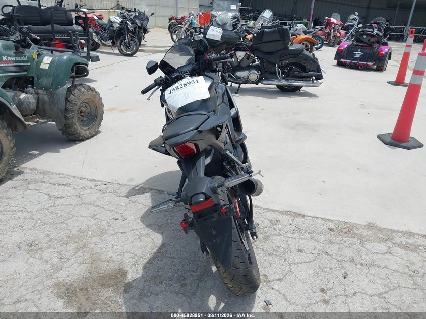 2025 YAMAHA YFZ320 auction photo 6