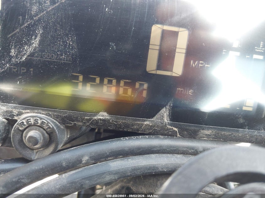 2025 YAMAHA YFZ320 auction photo 7