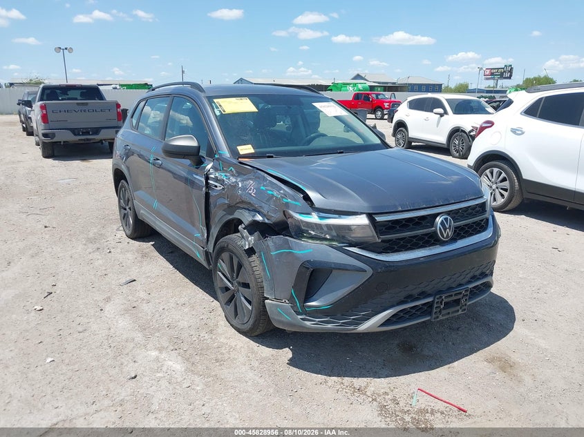 2022 VOLKSWAGEN TAOS — zdjęcie z aukcji