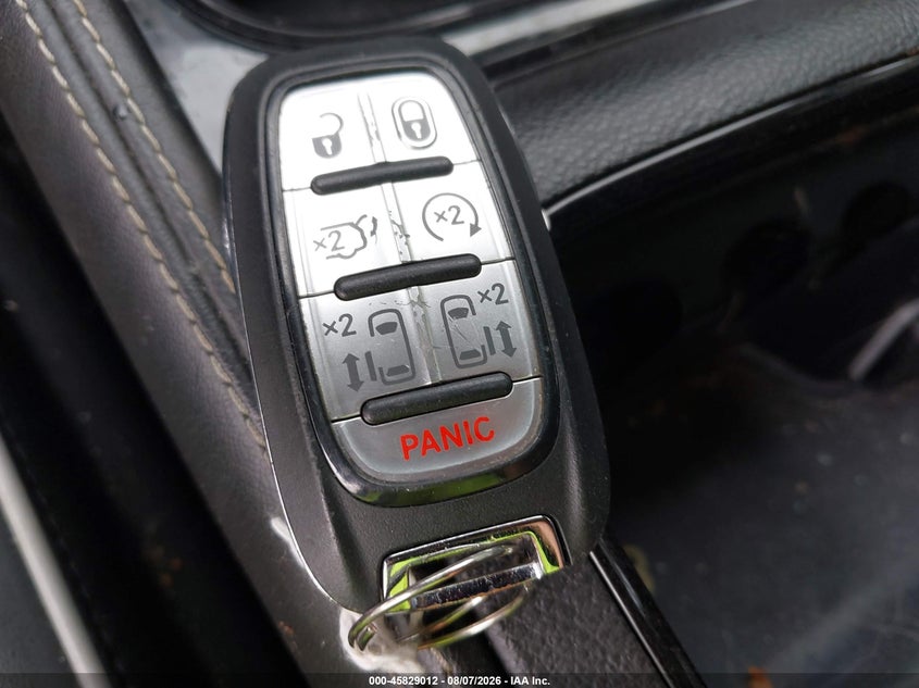 CHRYSLER PACIFICA HYBRID - zdjęcie 11