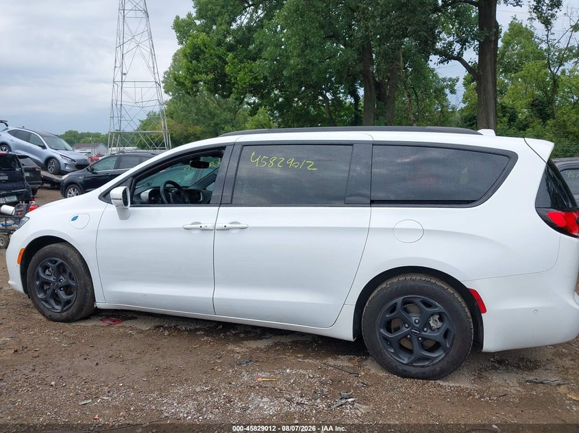 CHRYSLER PACIFICA HYBRID - zdjęcie 14