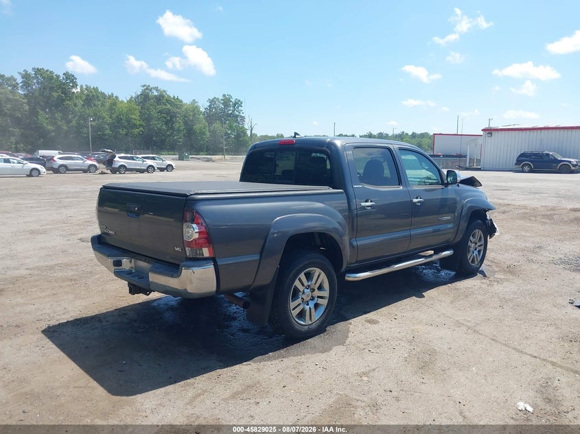 2013 TOYOTA TACOMA auction photo 4