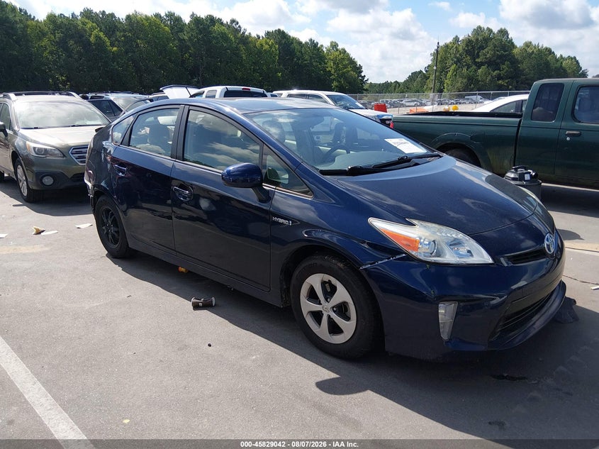 2015 TOYOTA PRIUS auction photo 1