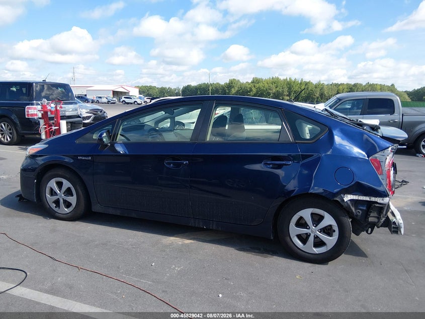 TOYOTA PRIUS - zdjęcie 15