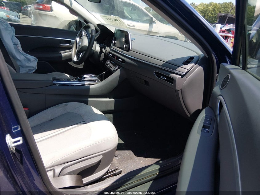 2020 HYUNDAI SONATA auction photo 5