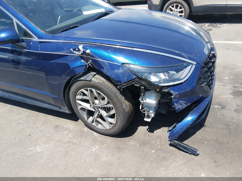 2020 HYUNDAI SONATA auction photo 6