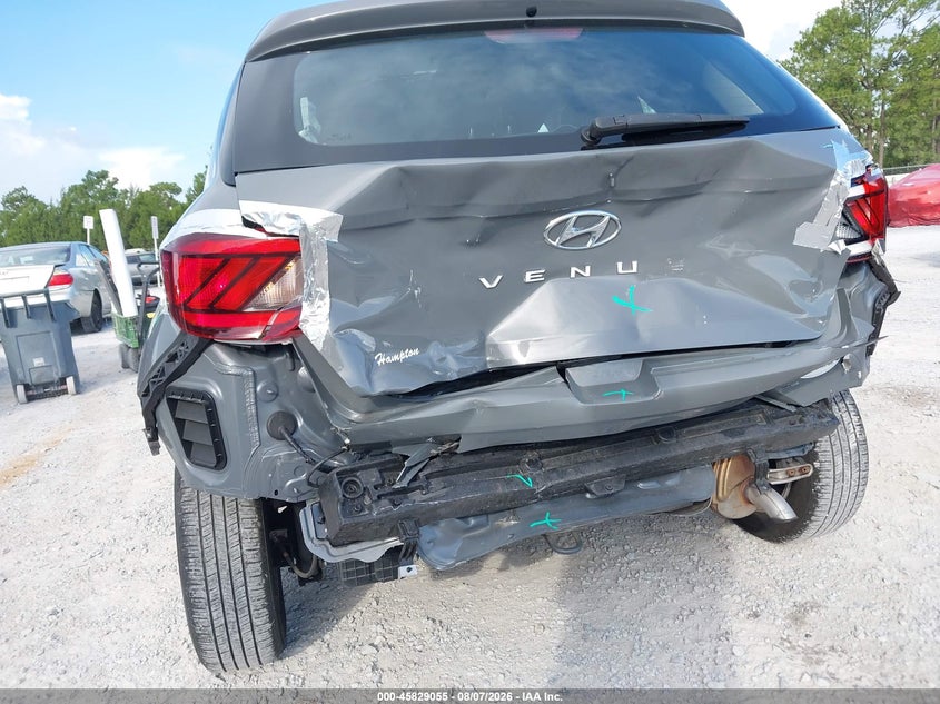 2022 HYUNDAI VENUE auction photo 6