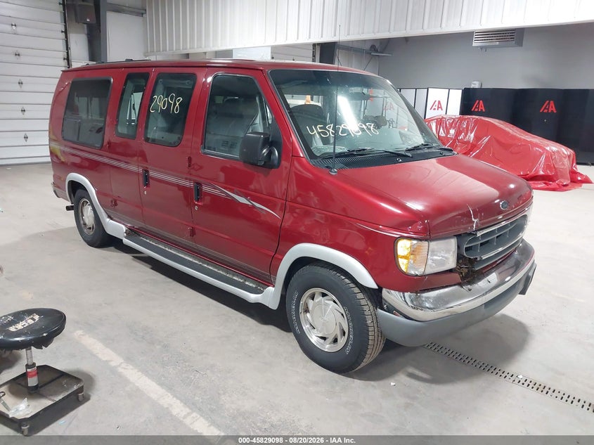 2000 FORD E-150 — zdjęcie z aukcji