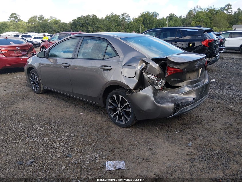 2017 TOYOTA COROLLA auction photo 3