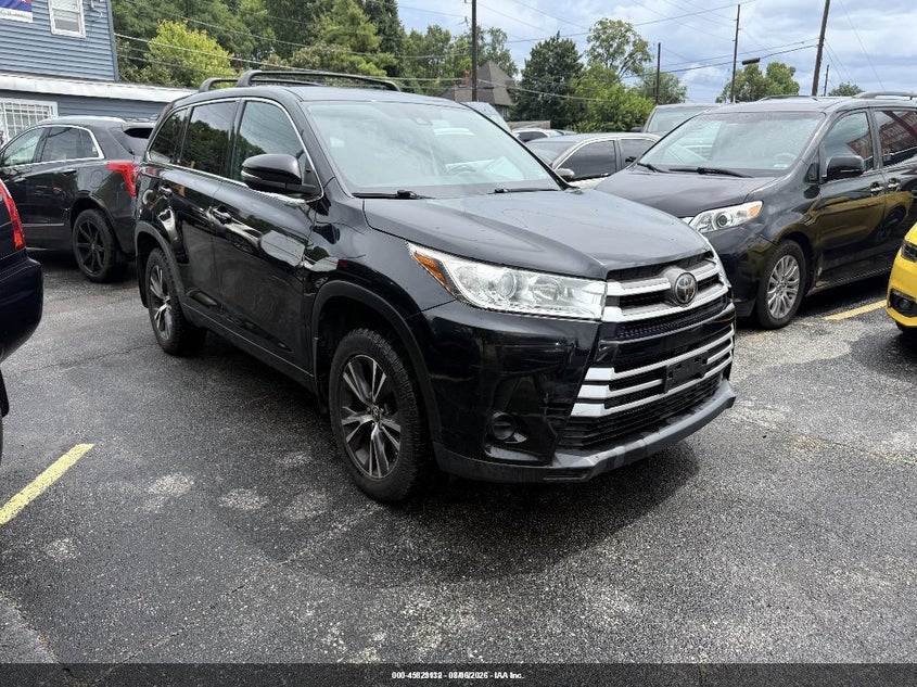 Vin: 5tdbzrfh1js883847, lot: 46328033, toyota highlander le 2018 img_1