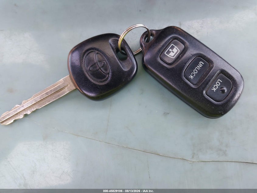 TOYOTA 4RUNNER 2000 VIN JT3HN87R8Y9040877