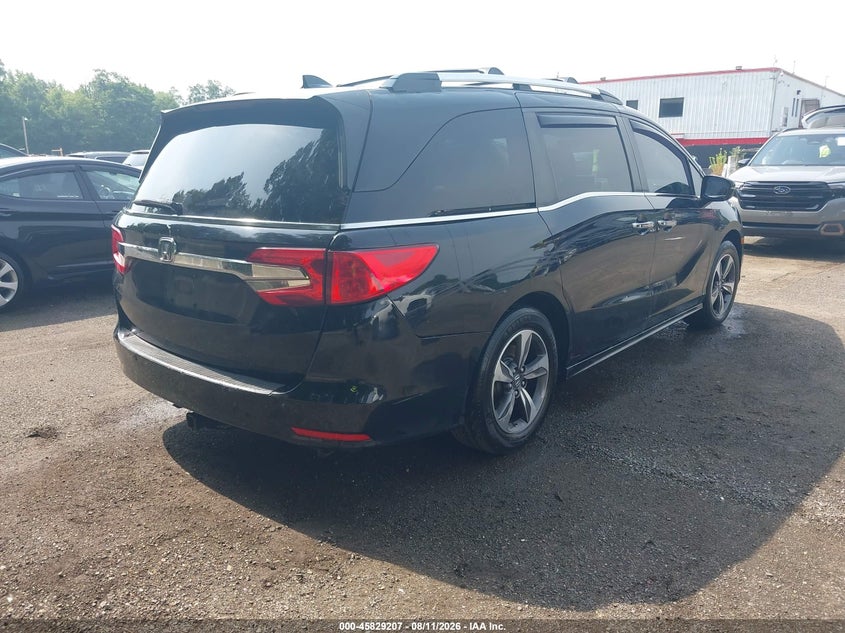 HONDA ODYSSEY 2018 VIN 5FNRL6H86JB032109