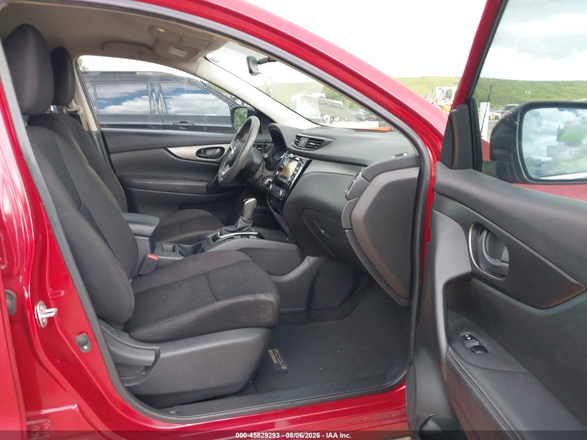 2017 NISSAN ROGUE SPORT auction photo 5