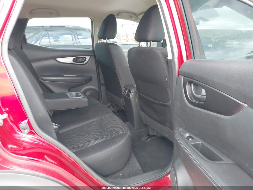 2017 NISSAN ROGUE SPORT auction photo 8