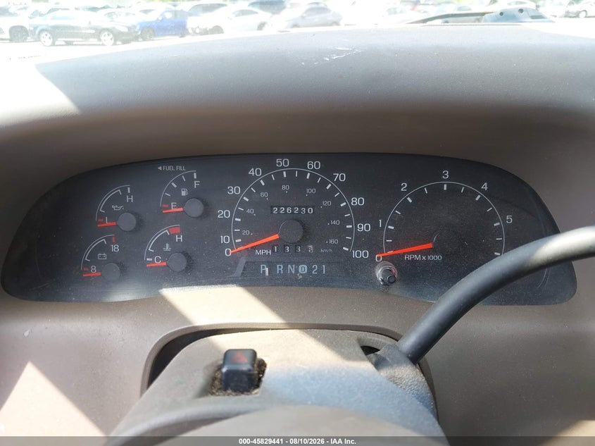 2001 FORD F-250 auction photo 7