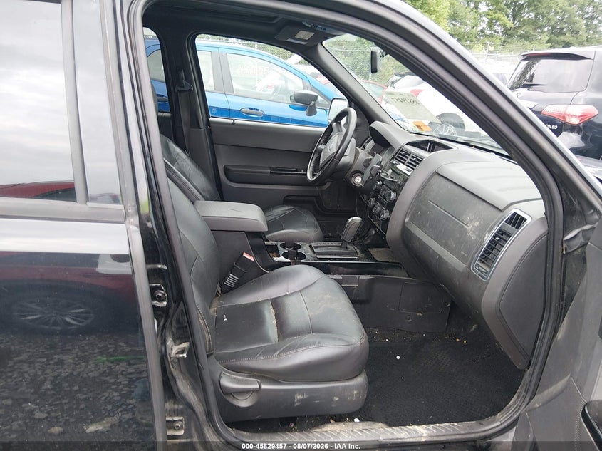 2008 FORD ESCAPE auction photo 5