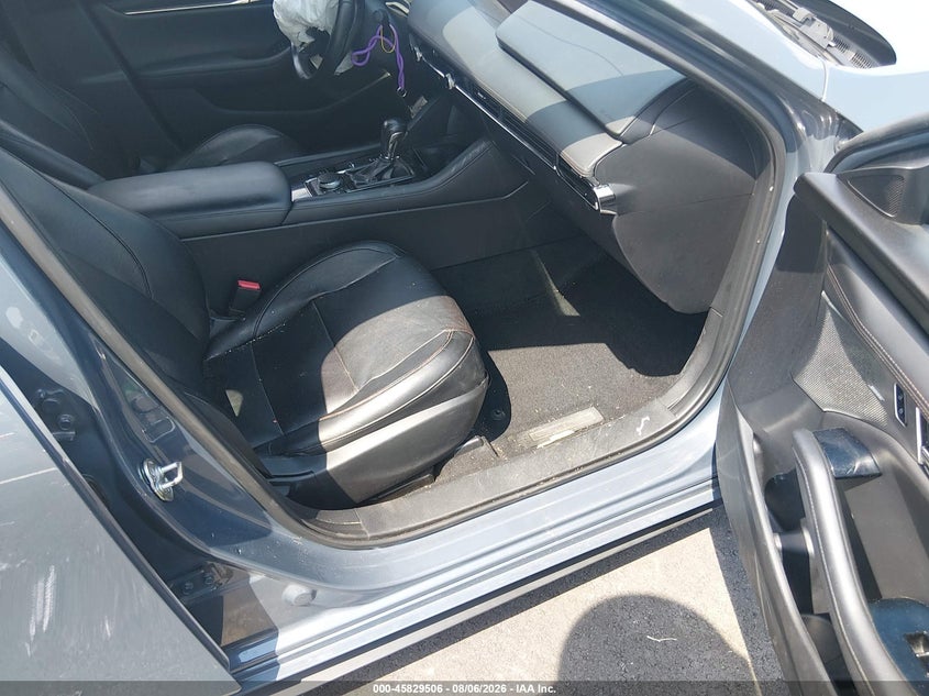 2020 MAZDA MAZDA3 auction photo 5