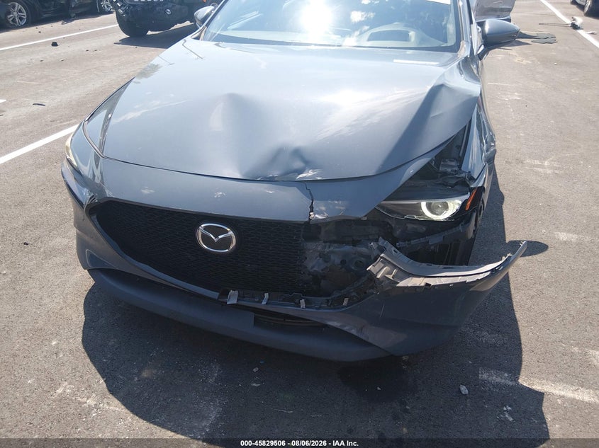 2020 MAZDA MAZDA3 auction photo 6
