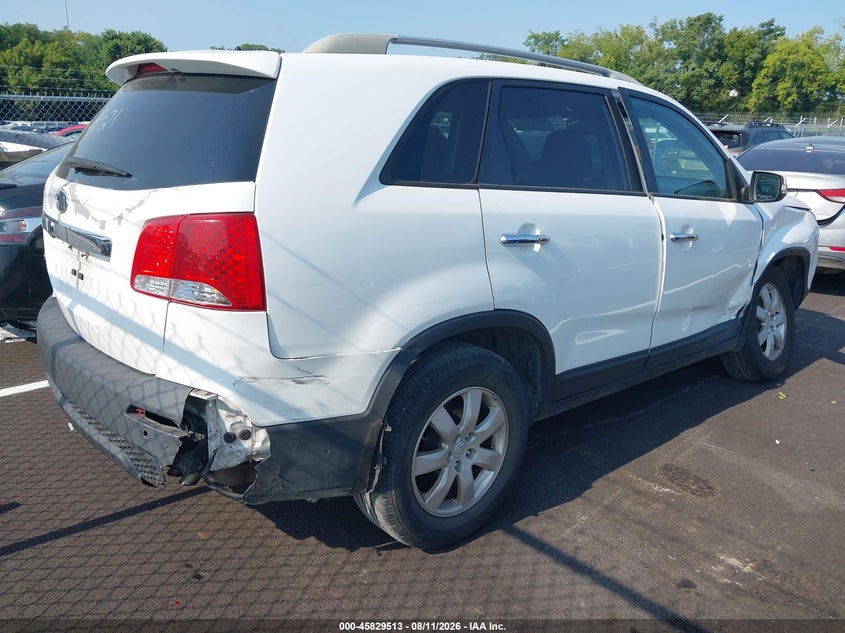 2011 KIA SORENTO auction photo 4