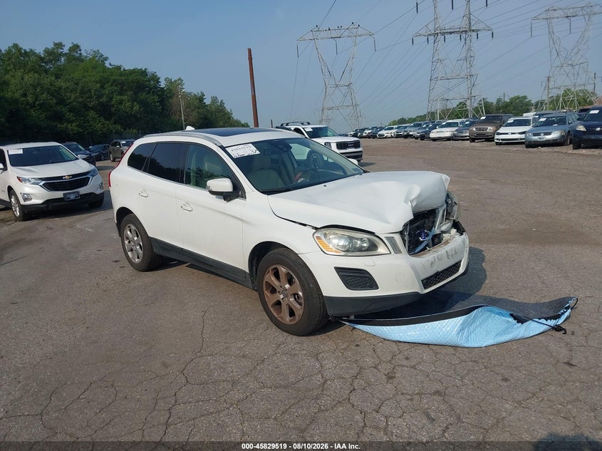Vin: yv4952dl0d2372132, lot: 46328420, volvo xc60 3.2 premier 2013 img_1