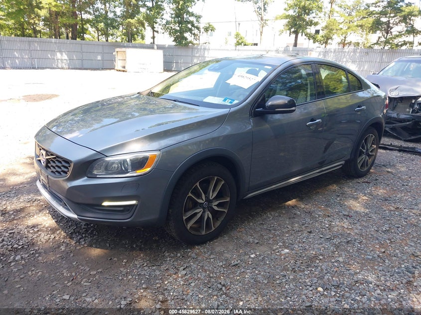 2017 VOLVO S60 CROSS COUNTRY auction photo 2
