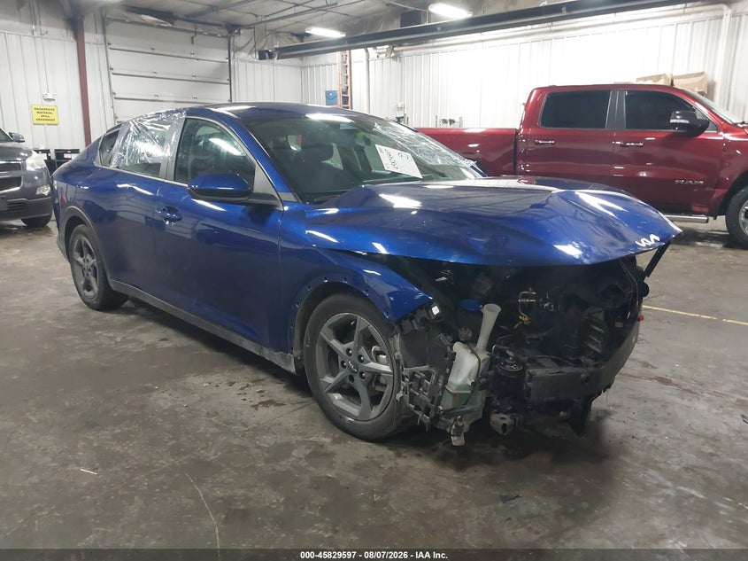 Vin: 3kpft4de8se010848, lot: 46328498, kia k4 lxs 2025 img_1