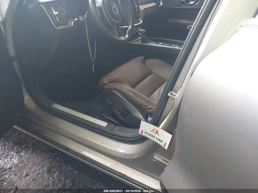 VOLVO S60 2019 VIN 7JR102FL3KG006520