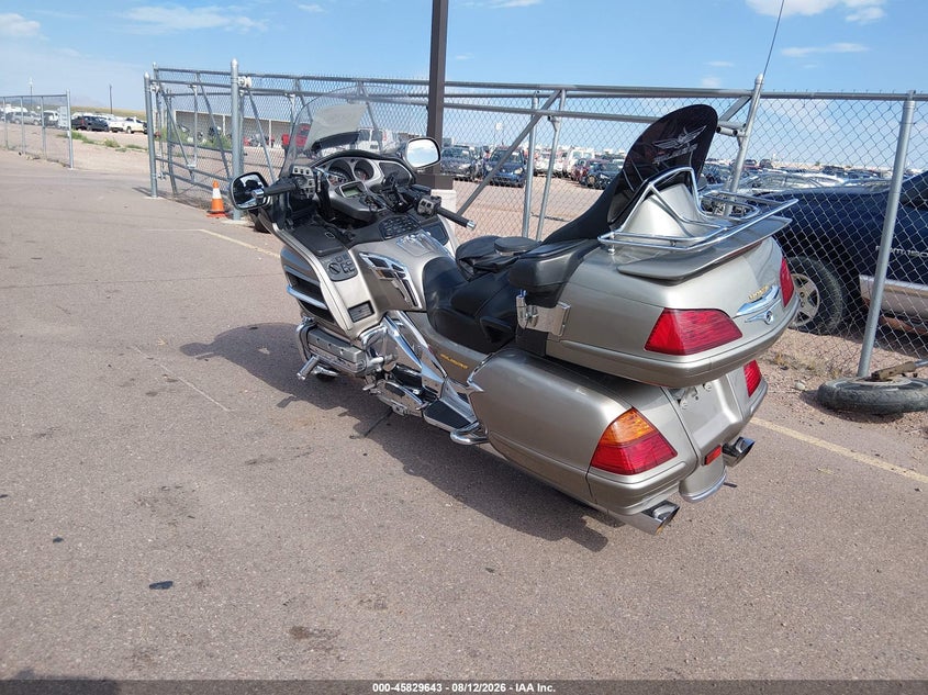 2002 HONDA GL1800C SPORT_BIKE 6