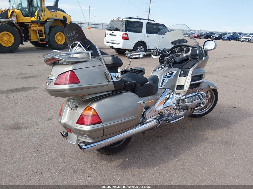 2002 HONDA GL1800C SPORT_BIKE 6