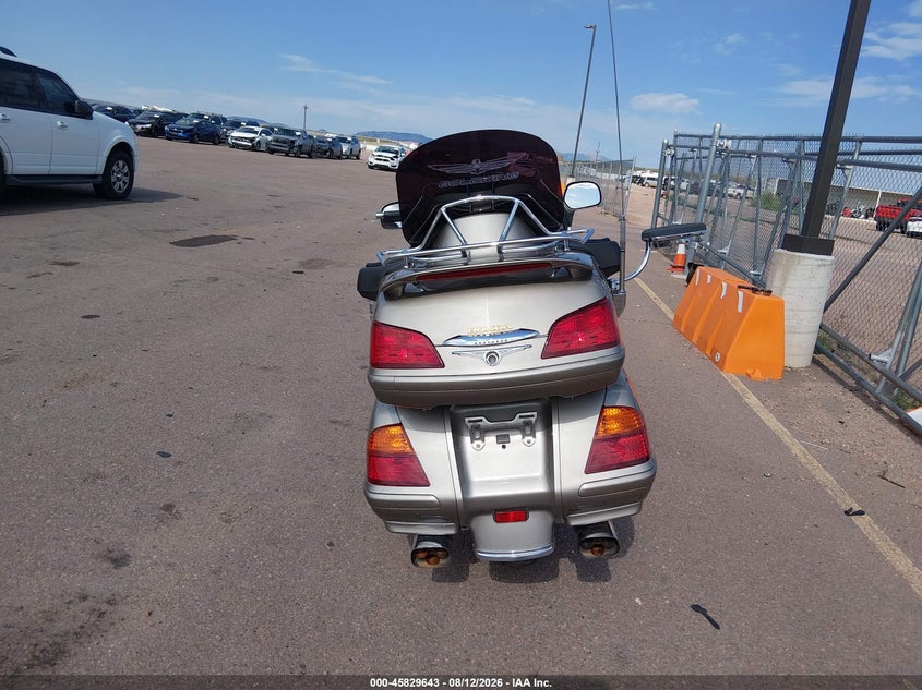 2002 HONDA GL1800C SPORT_BIKE 6