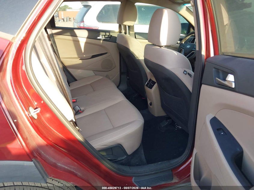 2020 HYUNDAI TUCSON auction photo 8