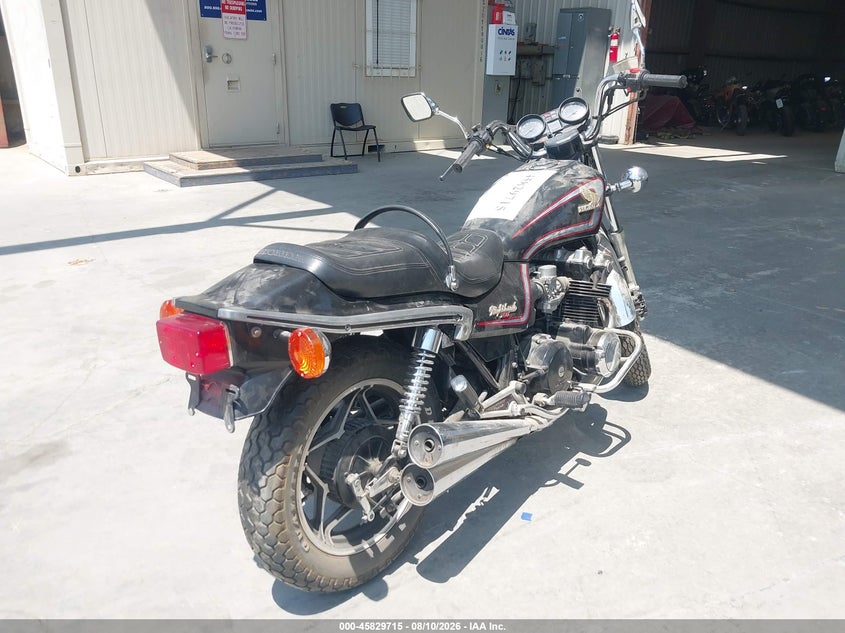 1982 HONDA CB750 auction photo 4