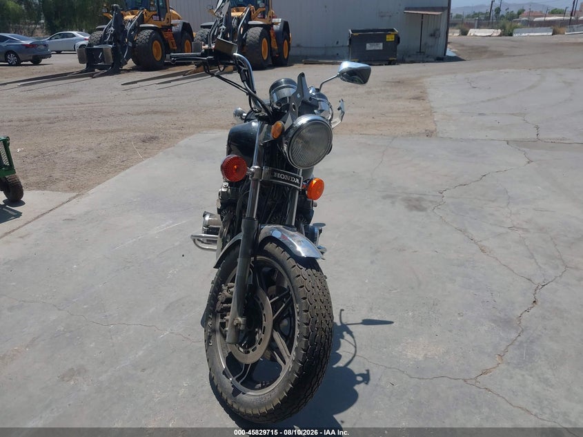 1982 HONDA CB750 auction photo 5