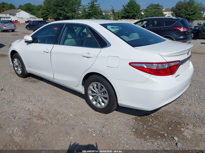 TOYOTA CAMRY - zdjęcie 3