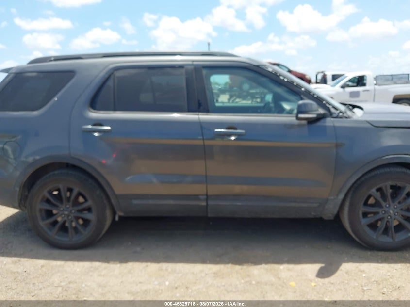 2017 FORD EXPLORER XLT · Фото 13