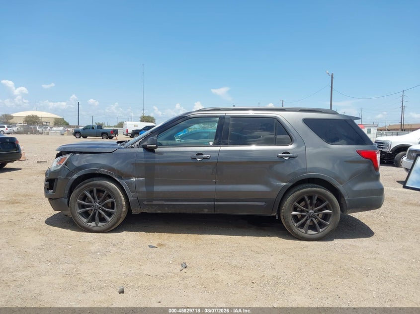 2017 FORD EXPLORER XLT · Фото 14