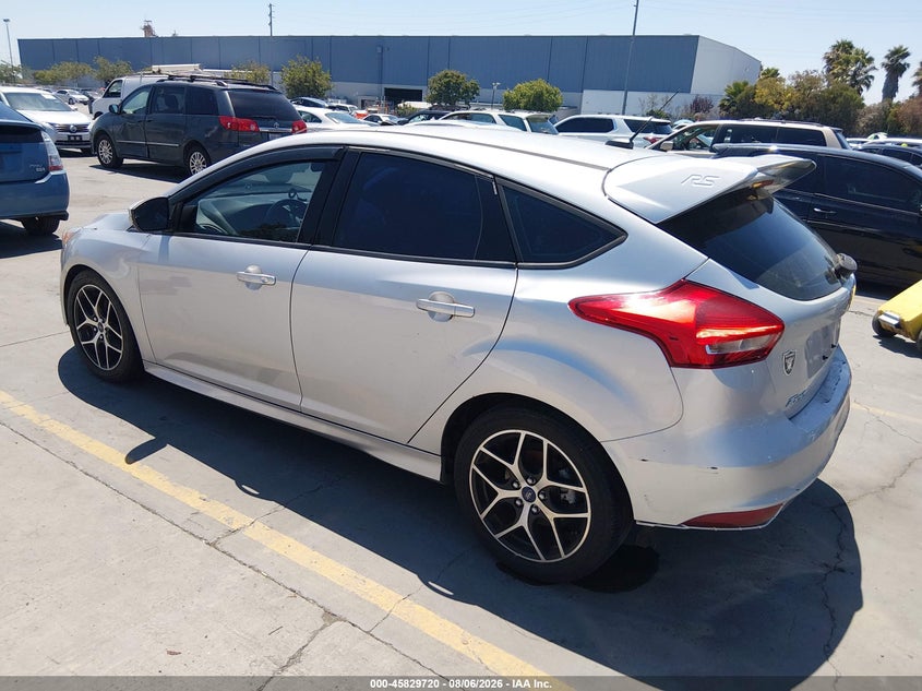 Vin: 1fadp3k25fl358365, lot: 46328621, ford focus se 20153