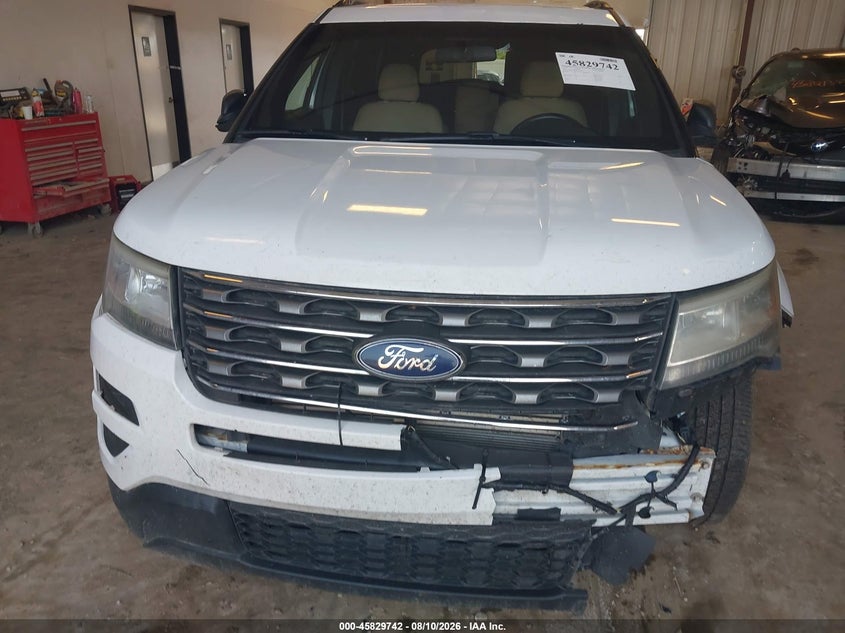 2017 FORD EXPLORER auction photo 6