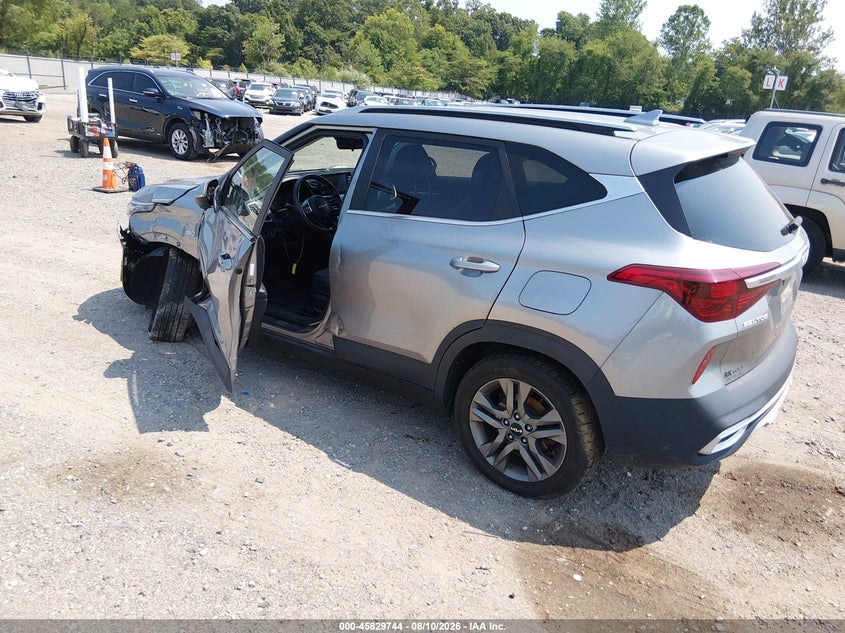2023 KIA SELTOS auction photo 3