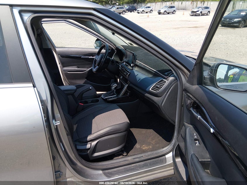 2023 KIA SELTOS auction photo 5